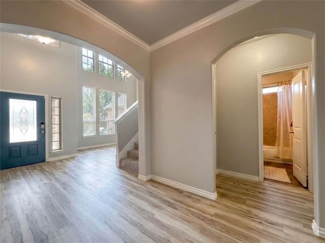 11016 SW 39th Court, Mustang, OK 73064