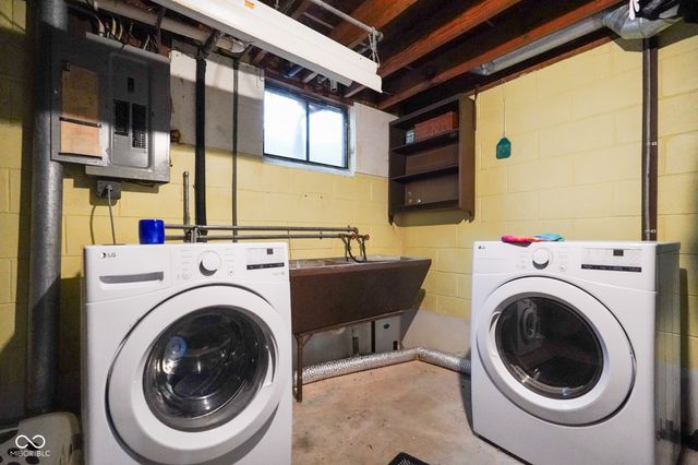 628 Gibbs Court, Plainfield, IN 46168