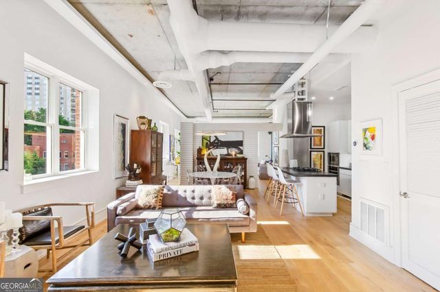 206 11th Street NE 502, Atlanta, GA 30309
