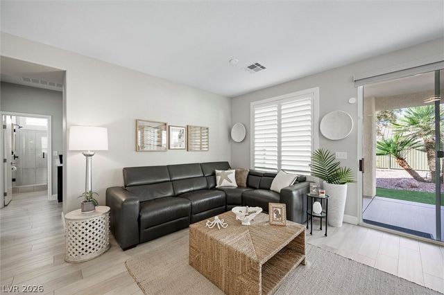 10232 Roma Madre Avenue, Las Vegas, NV 89135