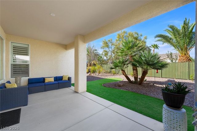 10232 Roma Madre Avenue, Las Vegas, NV 89135