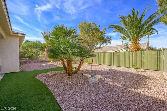 10232 Roma Madre Avenue, Las Vegas, NV 89135