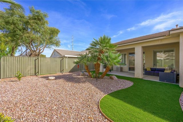 10232 Roma Madre Avenue, Las Vegas, NV 89135