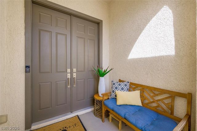 10232 Roma Madre Avenue, Las Vegas, NV 89135