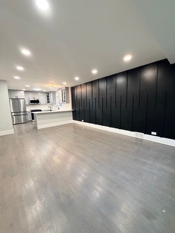 3024 W Fargo Avenue, Chicago, IL 60645
