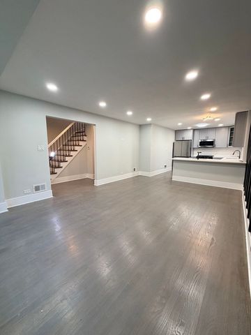 3024 W Fargo Avenue, Chicago, IL 60645