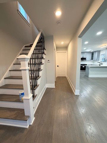 3024 W Fargo Avenue, Chicago, IL 60645