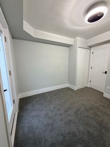 3024 W Fargo Avenue, Chicago, IL 60645
