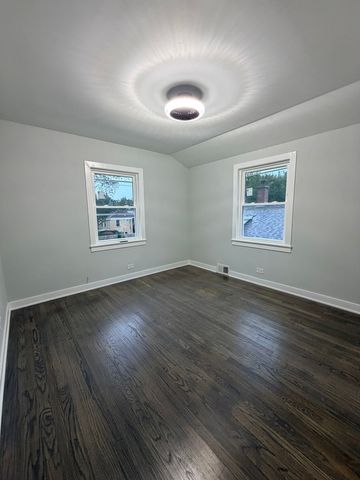 3024 W Fargo Avenue, Chicago, IL 60645