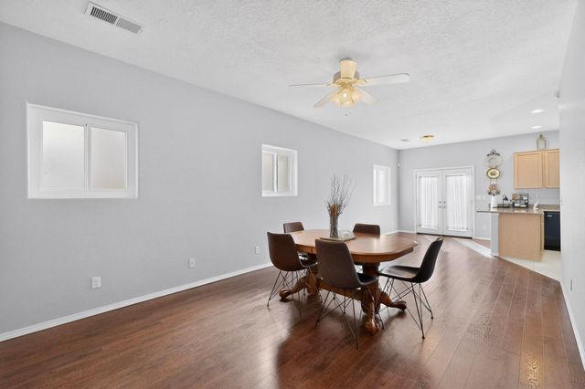 32 Sunset Canyon Lane, Santa Fe, NM 87508