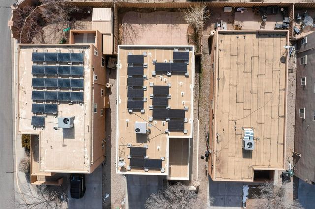 32 Sunset Canyon Lane, Santa Fe, NM 87508