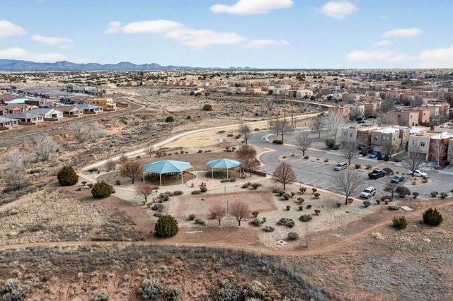 32 Sunset Canyon Lane, Santa Fe, NM 87508