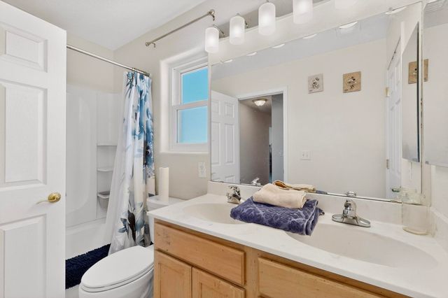 32 Sunset Canyon Lane, Santa Fe, NM 87508