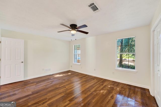 2558 Candlewood Way, Lawrenceville, GA 30044