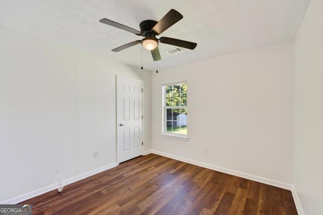 2558 Candlewood Way, Lawrenceville, GA 30044