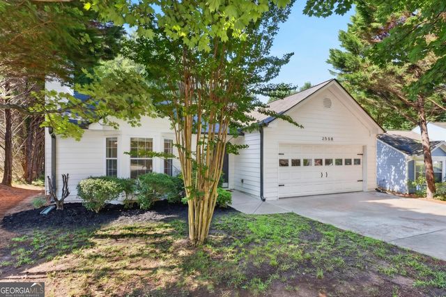 2558 Candlewood Way, Lawrenceville, GA 30044