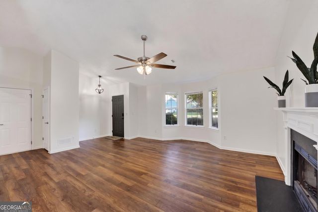 2558 Candlewood Way, Lawrenceville, GA 30044