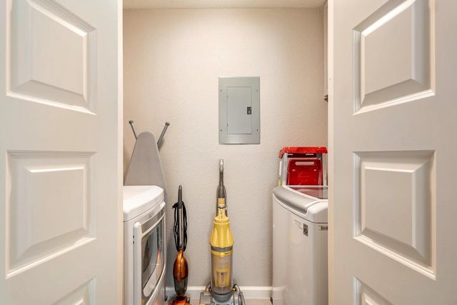 1510 Camp Craft RD C, West Lake Hills, TX 78746