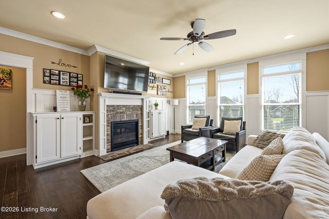 3001 Heather Green Blvd, La Grange, KY 40031