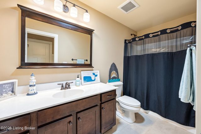 3001 Heather Green Blvd, La Grange, KY 40031