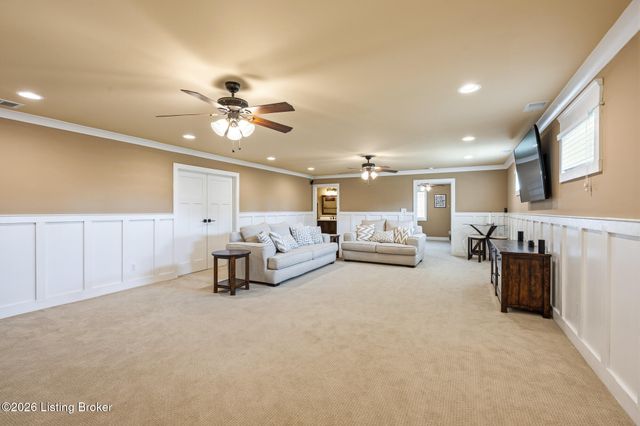 3001 Heather Green Blvd, La Grange, KY 40031