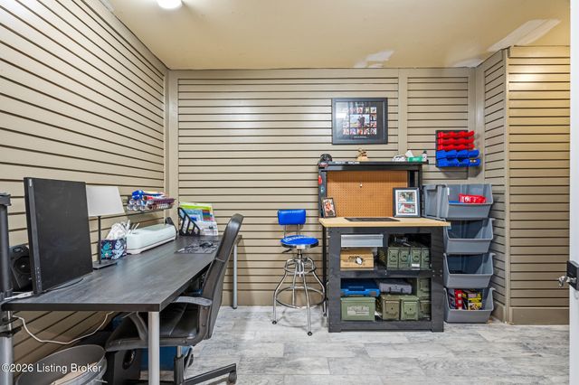 3001 Heather Green Blvd, La Grange, KY 40031