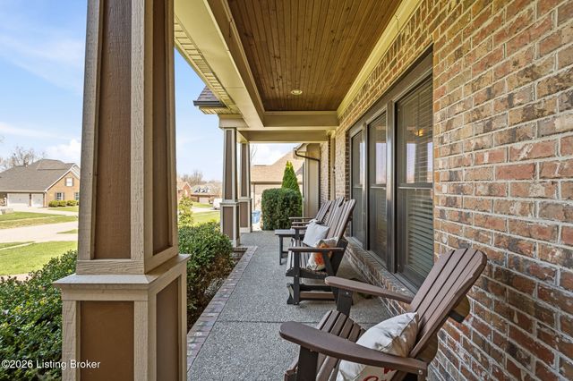 3001 Heather Green Blvd, La Grange, KY 40031