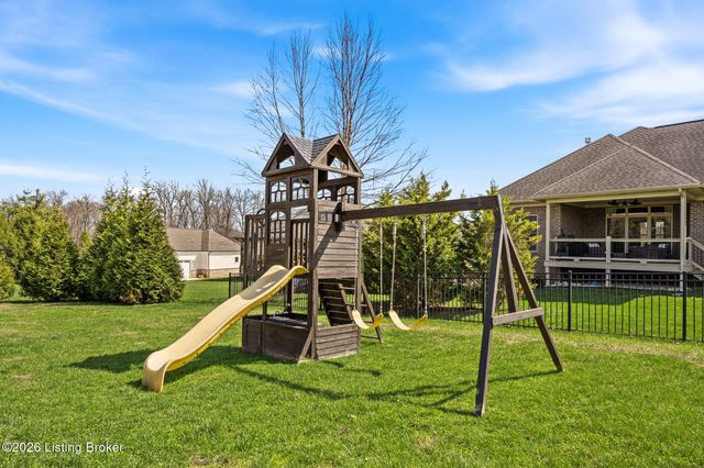 3001 Heather Green Blvd, La Grange, KY 40031