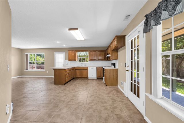 3281 Gypsum Drive, Fayetteville, AR 72704