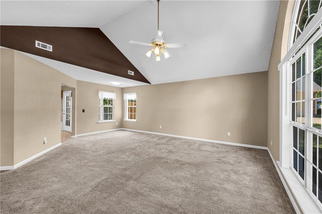 3281 Gypsum Drive, Fayetteville, AR 72704