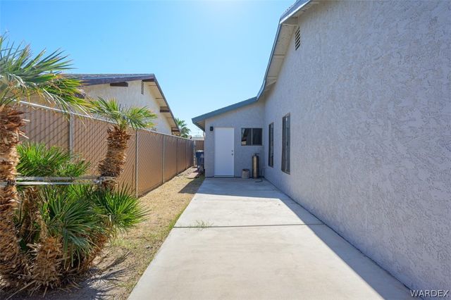 417 Fox Drive, Bullhead City, AZ 86442