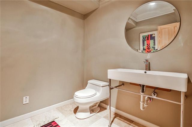 2837 N Hills NE Drive, Atlanta, GA 30305