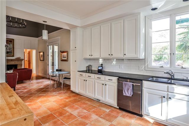 2837 N Hills NE Drive, Atlanta, GA 30305