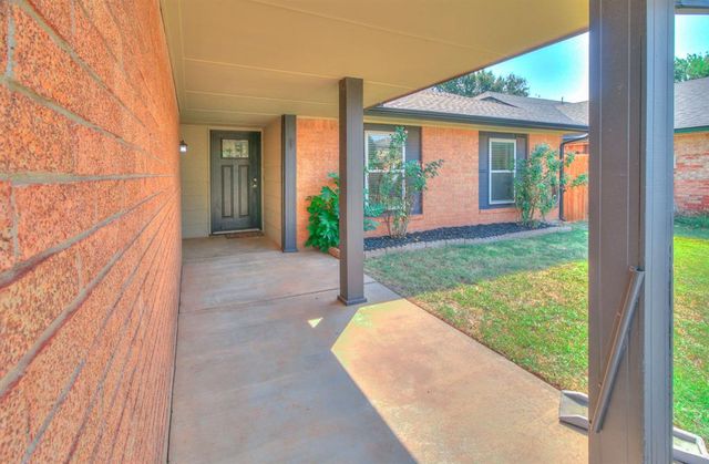 805 Willow Run, Yukon, OK 73099