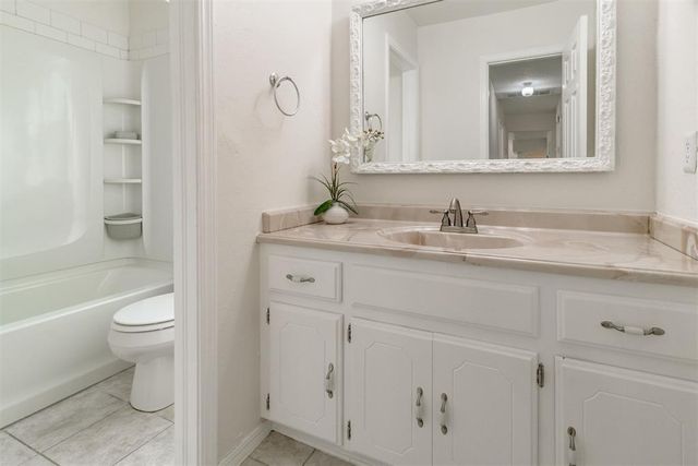 805 Willow Run, Yukon, OK 73099