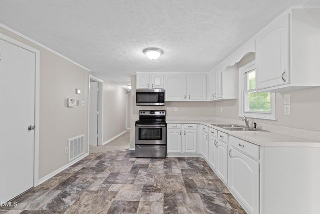 5128 Sunset Lake Road, Apex, NC 27539