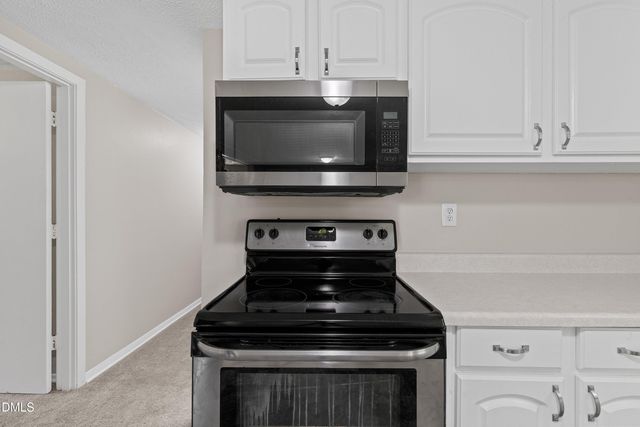 5128 Sunset Lake Road, Apex, NC 27539