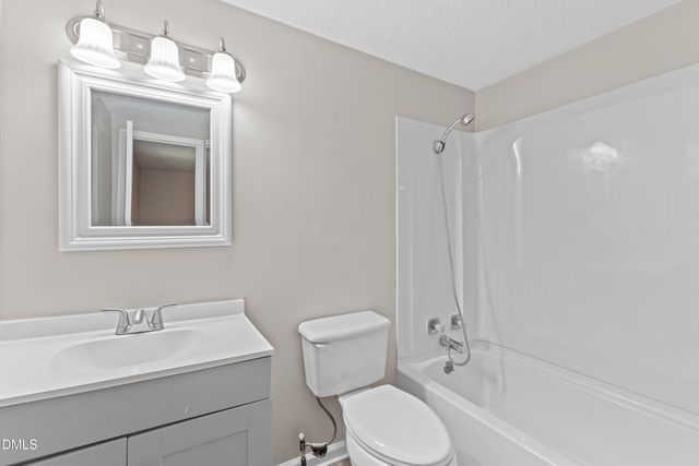 5128 Sunset Lake Road, Apex, NC 27539