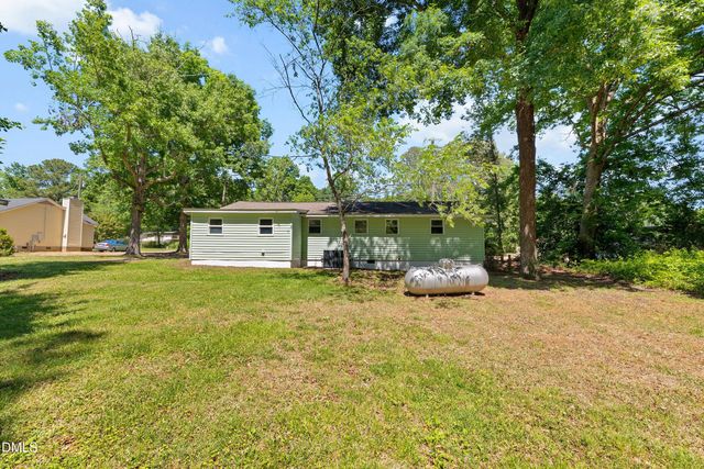 5128 Sunset Lake Road, Apex, NC 27539