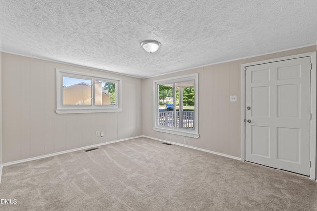 5128 Sunset Lake Road, Apex, NC 27539