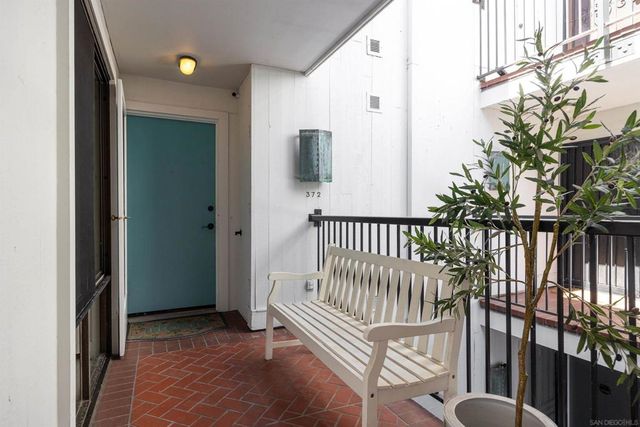 8263 Camino Del Oro 372, La Jolla, CA 92037