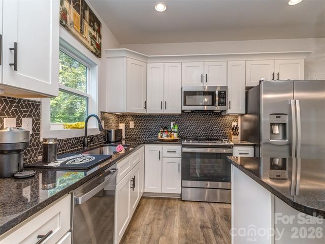 294 Bluegill Lane, Statesville, NC 28625