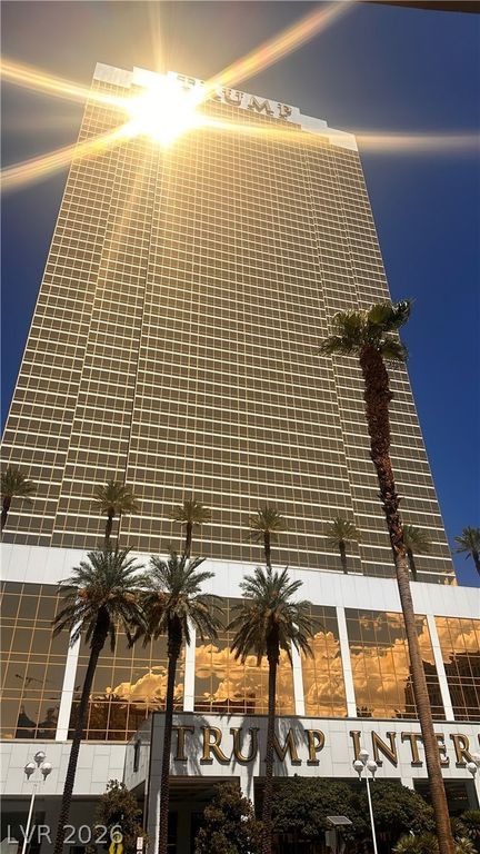 2000 North Fashion Show Drive 4710, Las Vegas, NV 89109