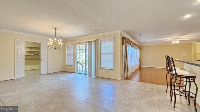 98 ORIOLE LN, La Plata, MD 20646