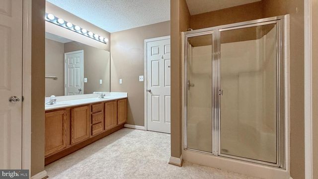 98 ORIOLE LN, La Plata, MD 20646