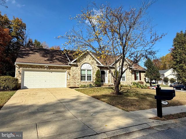98 ORIOLE LN, La Plata, MD 20646