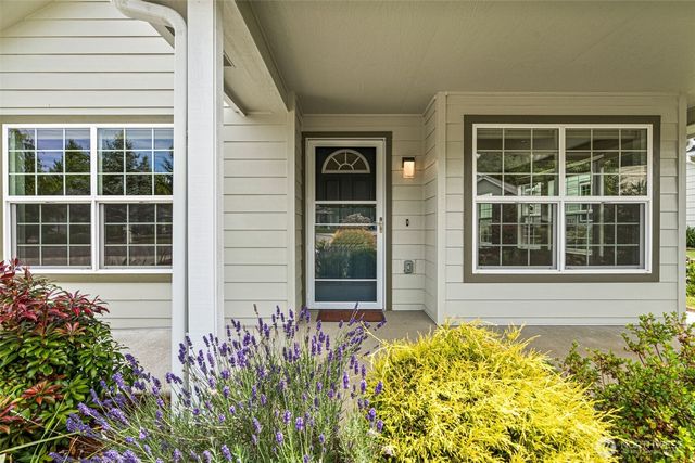 1406 Stillwaters Avenue, Centralia, WA 98531