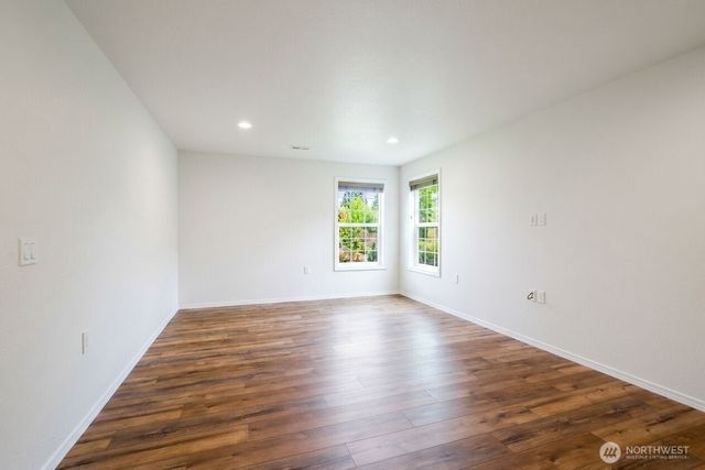 1406 Stillwaters Avenue, Centralia, WA 98531