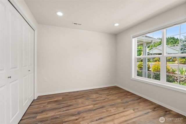 1406 Stillwaters Avenue, Centralia, WA 98531