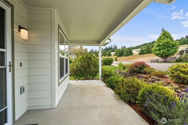1406 Stillwaters Avenue, Centralia, WA 98531